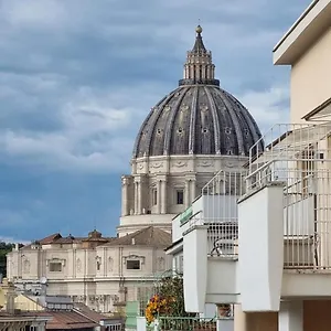Lucy Vista San Pietro Apartment Rome